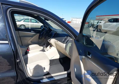 2016 Volkswagen Tiguan R-Line из США, поврежденный, VIN WVGAV7AX8GW073811